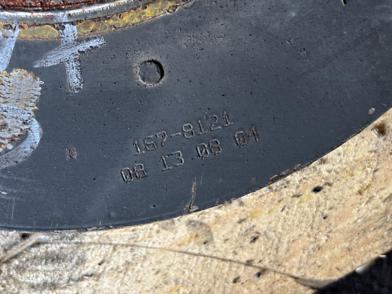 CAT Caterpillar C9 167-8121 Tłumik drgań wału korbowego 1678121 - Cigüeñal para Maquinaria agrícola: foto 2 CAT Caterpillar C9 167-8121 Tłumik drgań wału korbowego 1678121 - Cigüeñal para Maquinaria agrícola: foto 2