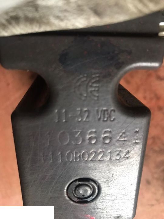 CEWKI DO ROZDZIELACZA SAUER DANFOSS 11-32 VDC - Sistema eléctrico para Maquinaria agrícola: foto 1 CEWKI DO ROZDZIELACZA SAUER DANFOSS 11-32 VDC - Sistema eléctrico para Maquinaria agrícola: foto 1