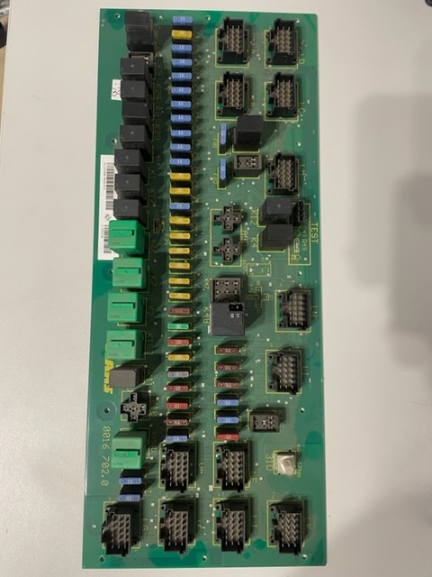 Centrala elektryczna claas 0000167012 Odebrane - Unidad de control para Maquinaria agrícola: foto 4 Centrala elektryczna claas 0000167012 Odebrane - Unidad de control para Maquinaria agrícola: foto 4