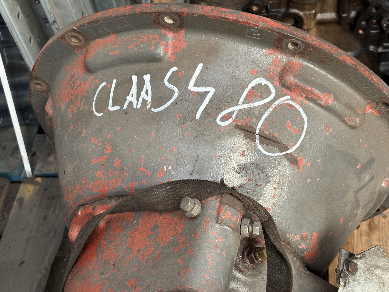 Claas 480 Obudowa Skrzyni Biegów 0006693240 00 0669 324 0 - Caja de cambios y piezas para Maquinaria agrícola: foto 5 Claas 480 Obudowa Skrzyni Biegów 0006693240 00 0669 324 0 - Caja de cambios y piezas para Maquinaria agrícola: foto 5