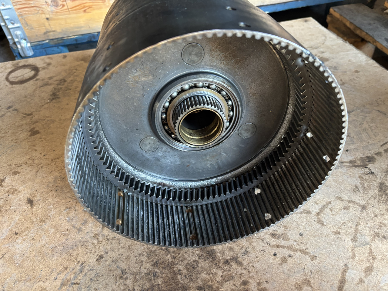 Claas AXION 830 CMATIC Dzwon Sprzęgła Koło Zębate 0011658030 0011658130 0011658230 - Embrague y piezas para Maquinaria agrícola: foto 2 Claas AXION 830 CMATIC Dzwon Sprzęgła Koło Zębate 0011658030 0011658130 0011658230 - Embrague y piezas para Maquinaria agrícola: foto 2