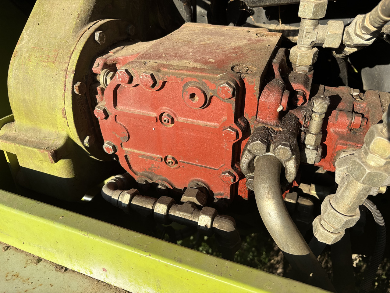 Claas Jaguar 800 820 840 860 880 Rozdzielacz Hydrauliczny Pompa Hydrauliczna - Bomba hidráulica para Maquinaria agrícola: foto 2 Claas Jaguar 800 820 840 860 880 Rozdzielacz Hydrauliczny Pompa Hydrauliczna - Bomba hidráulica para Maquinaria agrícola: foto 2