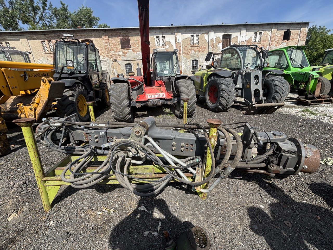 Claas Lexion 600 700 - kompletna tylna oś napędowa 0007705892 0770589.2 - Eje posterior: foto 1 Claas Lexion 600 700 - kompletna tylna oś napędowa 0007705892 0770589.2 - Eje posterior: foto 1