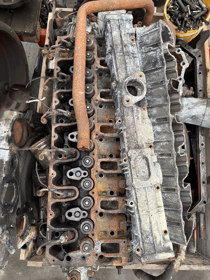 Deutz BF6M1012E Silnik Blok Pokrywa CZĘŚCI - Motor y piezas para Maquinaria de construcción: foto 3 Deutz BF6M1012E Silnik Blok Pokrywa CZĘŚCI - Motor y piezas para Maquinaria de construcción: foto 3