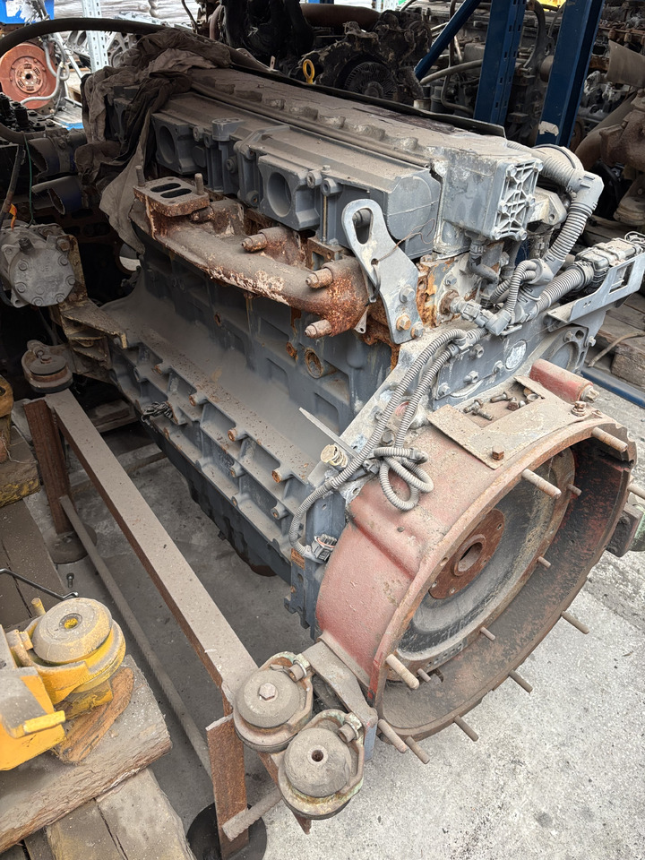 Deutz TCD2013 L06 2V TCD2013L062V C3UI181 Silnik Kompletny - Motor para Maquinaria de construcción: foto 2 Deutz TCD2013 L06 2V TCD2013L062V C3UI181 Silnik Kompletny - Motor para Maquinaria de construcción: foto 2