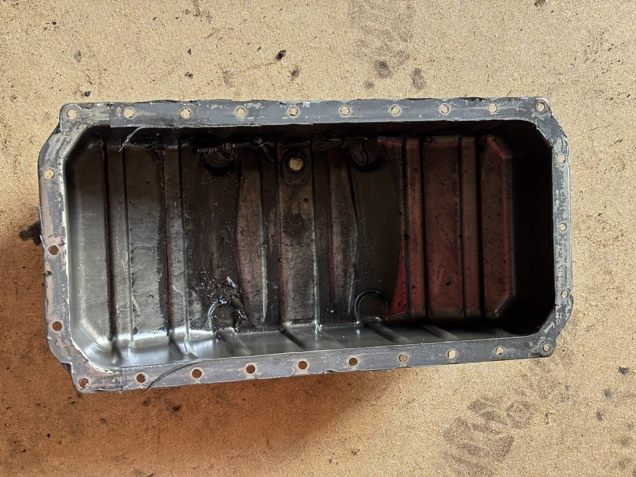 Deutz TD2011 D2011 D2011L04W Miska Olejowa 02931263 - Cárter de aceite: foto 1 Deutz TD2011 D2011 D2011L04W Miska Olejowa 02931263 - Cárter de aceite: foto 1