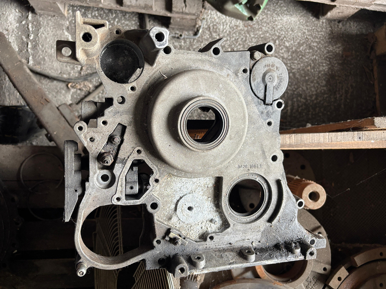 Deutz TD2011 D2011 D2011L04W Obudowa Rozrządu 04281001 04281001R - Motor y piezas: foto 2 Deutz TD2011 D2011 D2011L04W Obudowa Rozrządu 04281001 04281001R - Motor y piezas: foto 2