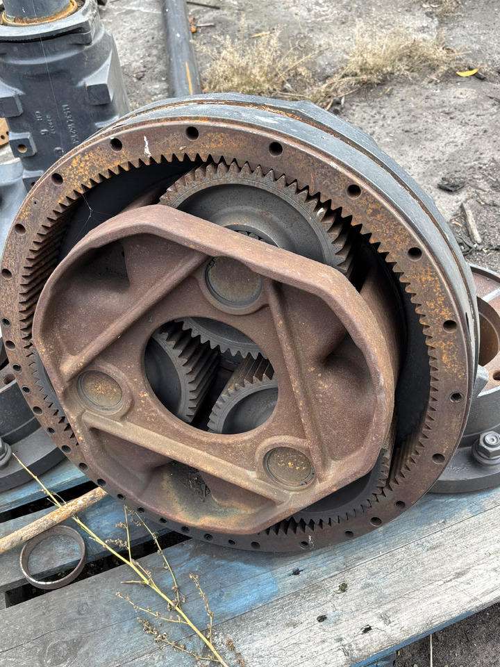 FENDT 930 933 936 Zwolnica Wał Obudowa Tylnej Osi 926101150070 934151150010 931150150030 - Mando final para Maquinaria agrícola: foto 2 FENDT 930 933 936 Zwolnica Wał Obudowa Tylnej Osi 926101150070 934151150010 931150150030 - Mando final para Maquinaria agrícola: foto 2