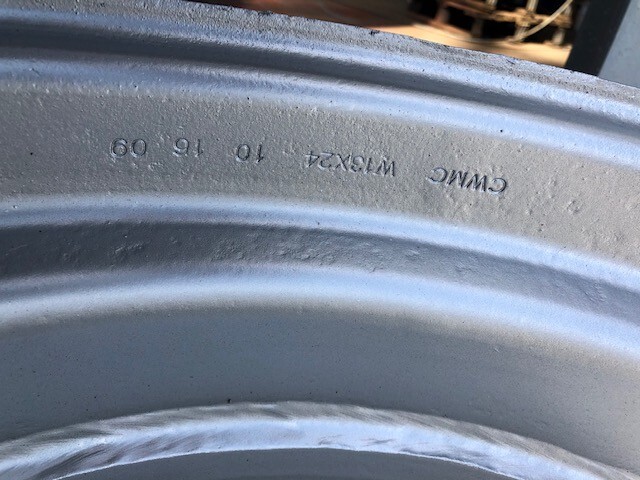 Felga 13x24 CAT TH Bobcat i Inne - Llanta para Maquinaria de construcción: foto 2 Felga 13x24 CAT TH Bobcat i Inne - Llanta para Maquinaria de construcción: foto 2