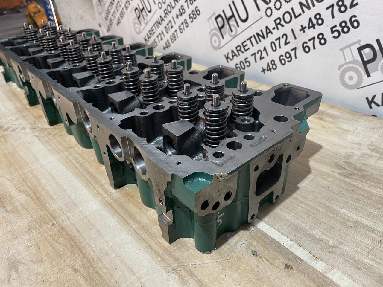 Cabezal de bloque para Maquinaria agrícola Fendt 933 Vario - głowica cylindrów kompletna NOWA F934201210800: foto 6 Cabezal de bloque para Maquinaria agrícola Fendt 933 Vario - głowica cylindrów kompletna NOWA F934201210800: foto 6