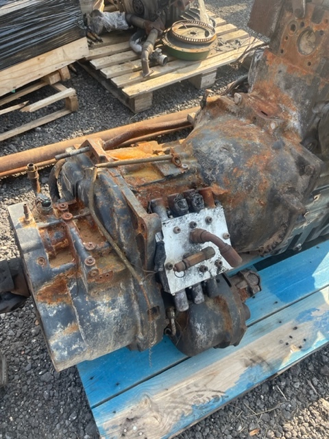 JCB 3cx skrzynia biegów części 442/00290/04/1784 - Caja de cambios para Maquinaria agrícola: foto 1 JCB 3cx skrzynia biegów części 442/00290/04/1784 - Caja de cambios para Maquinaria agrícola: foto 1