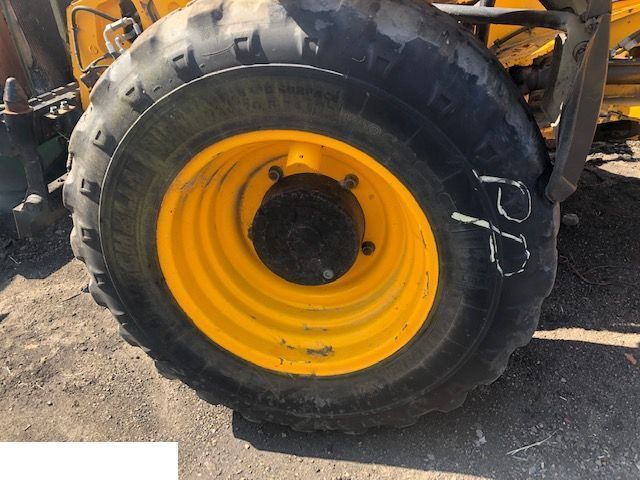 JCB 531-70 -Opona 460/70 R24 Felga 16x24 - Neumático para Manipulador telescópico: foto 4 JCB 531-70 -Opona 460/70 R24 Felga 16x24 - Neumático para Manipulador telescópico: foto 4