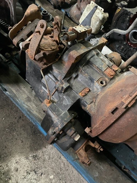 JCB Skrzynia Biegów 4wd - Caja de cambios para Maquinaria agrícola: foto 4 JCB Skrzynia Biegów 4wd - Caja de cambios para Maquinaria agrícola: foto 4