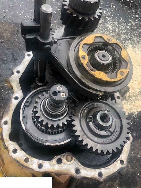 JCB - Skrzynia International Ratio 1:2 - Caja de cambios para Maquinaria agrícola: foto 1 JCB - Skrzynia International Ratio 1:2 - Caja de cambios para Maquinaria agrícola: foto 1