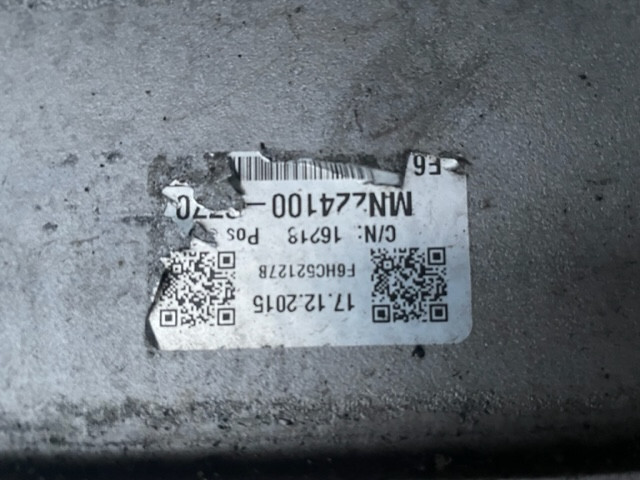 Jcb 531-70 , Jcb 541-70 tier 4 chłodnica oleju - Enfriador de aceite para Manipulador telescópico: foto 3 Jcb 531-70 , Jcb 541-70 tier 4 chłodnica oleju - Enfriador de aceite para Manipulador telescópico: foto 3