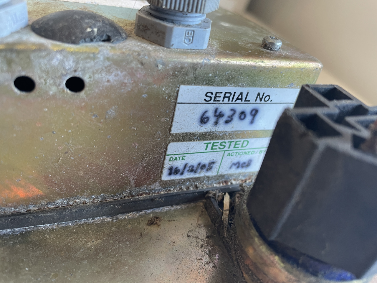 John Deere 3215 - ładowarka - przeciążeniówka - Cabina e interior para Manipulador telescópico: foto 3 John Deere 3215 - ładowarka - przeciążeniówka - Cabina e interior para Manipulador telescópico: foto 3