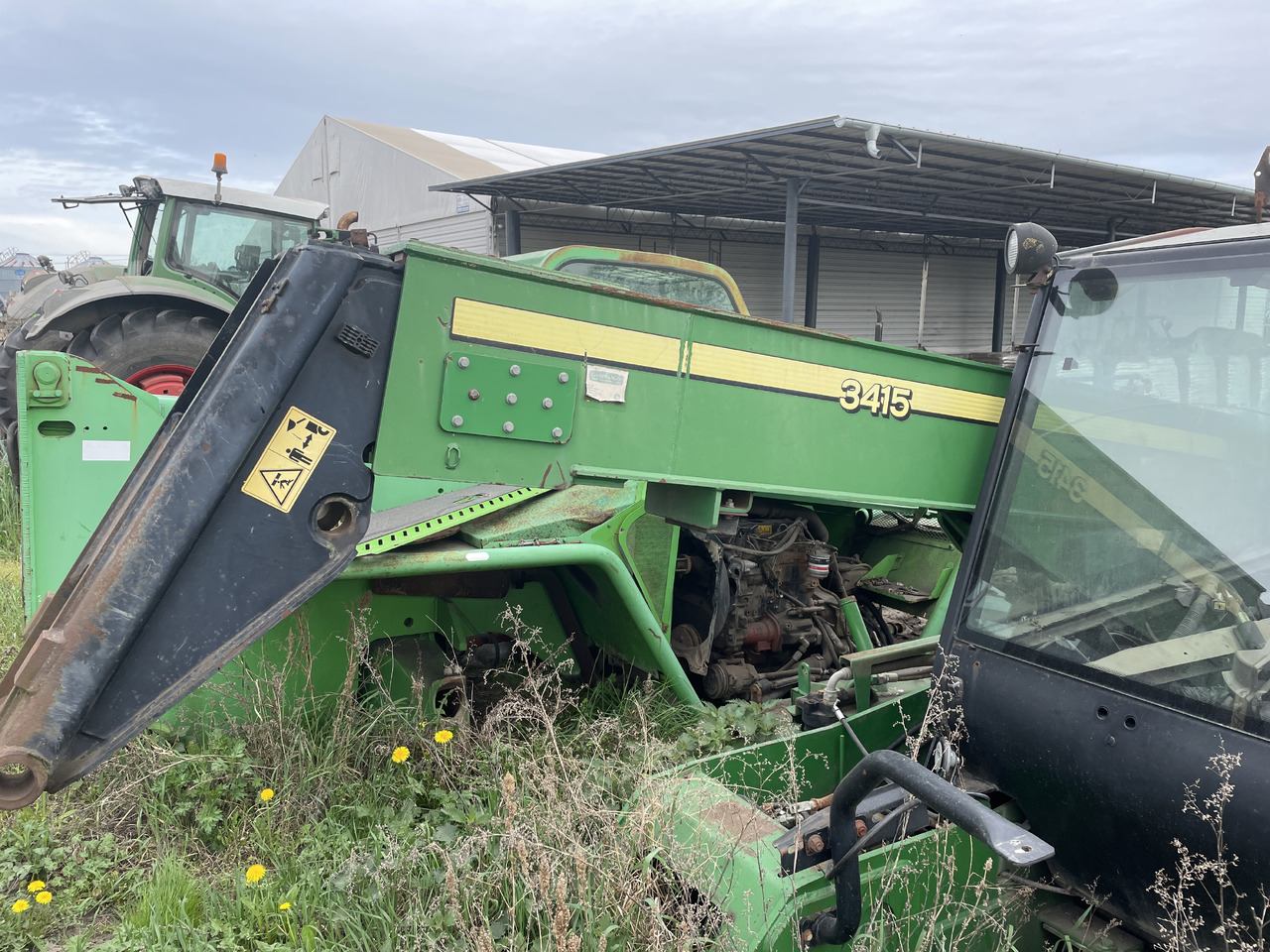 John Deere 3415 - maszt teleskop - Brazo para Equipo de manutención: foto 1 John Deere 3415 - maszt teleskop - Brazo para Equipo de manutención: foto 1