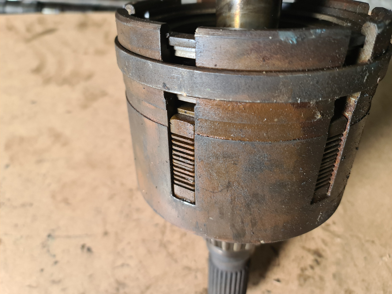 John Deere 4650 4850 Kosz Sprzęgła RE38834 RE12533 RE13950 RE19698 - Embrague y piezas para Maquinaria agrícola: foto 3 John Deere 4650 4850 Kosz Sprzęgła RE38834 RE12533 RE13950 RE19698 - Embrague y piezas para Maquinaria agrícola: foto 3