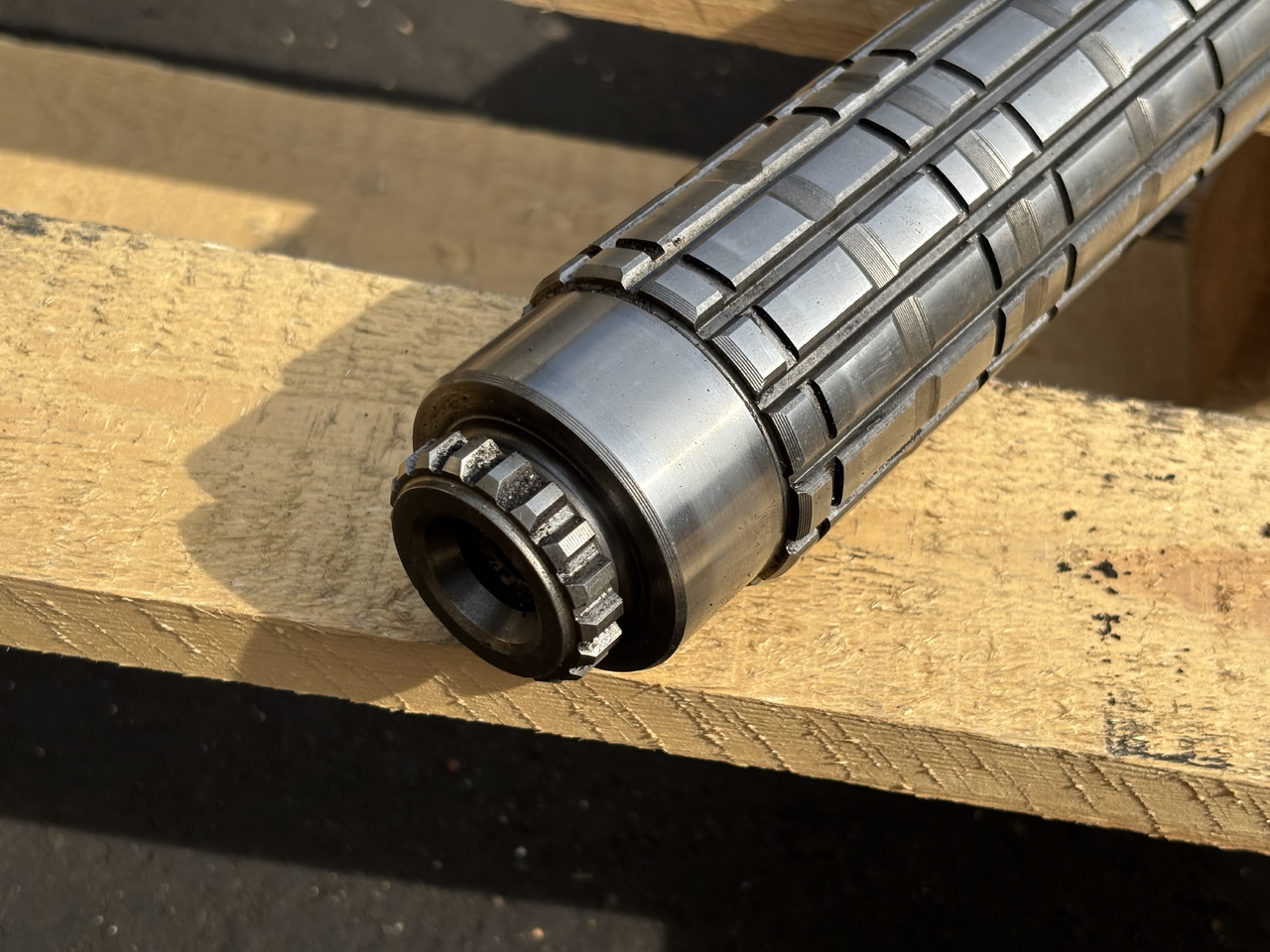 John Deere 6630 Wał napędowy skrzyni biegów L102628 - Palier para Maquinaria agrícola: foto 3 John Deere 6630 Wał napędowy skrzyni biegów L102628 - Palier para Maquinaria agrícola: foto 3