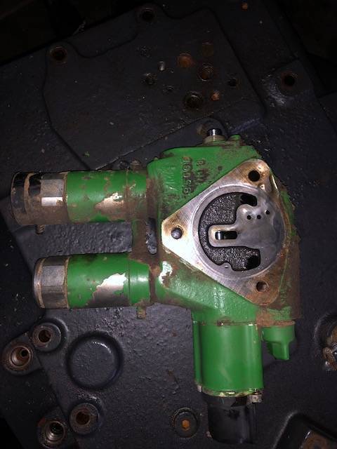 John Deere 6700 - Rozdzielacz - Válvula hidráulica para Maquinaria agrícola: foto 1 John Deere 6700 - Rozdzielacz - Válvula hidráulica para Maquinaria agrícola: foto 1