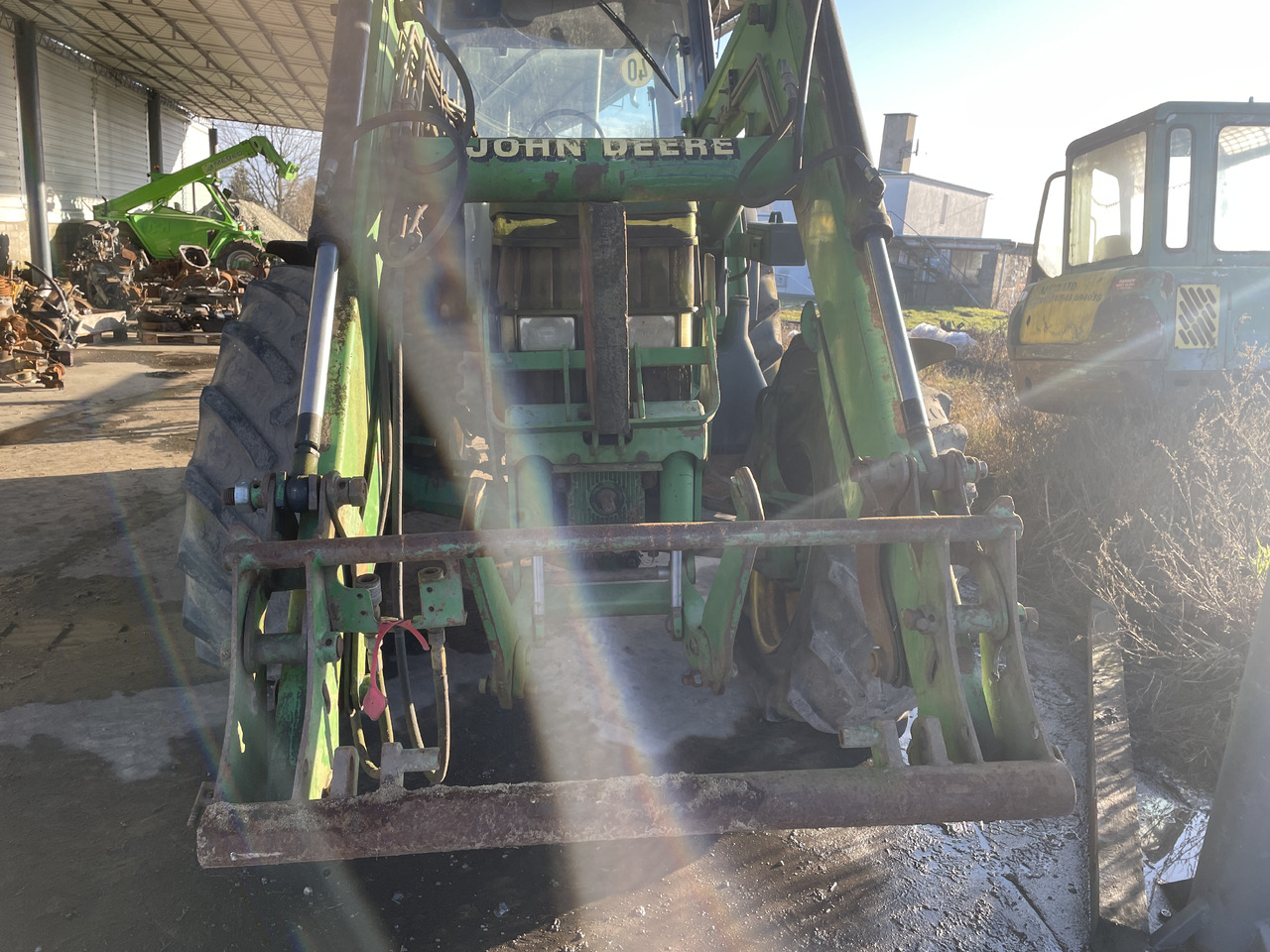 John Deere 6810 - przedni ładowacz TUR 731 - Cargador frontal para tractor: foto 4 John Deere 6810 - przedni ładowacz TUR 731 - Cargador frontal para tractor: foto 4