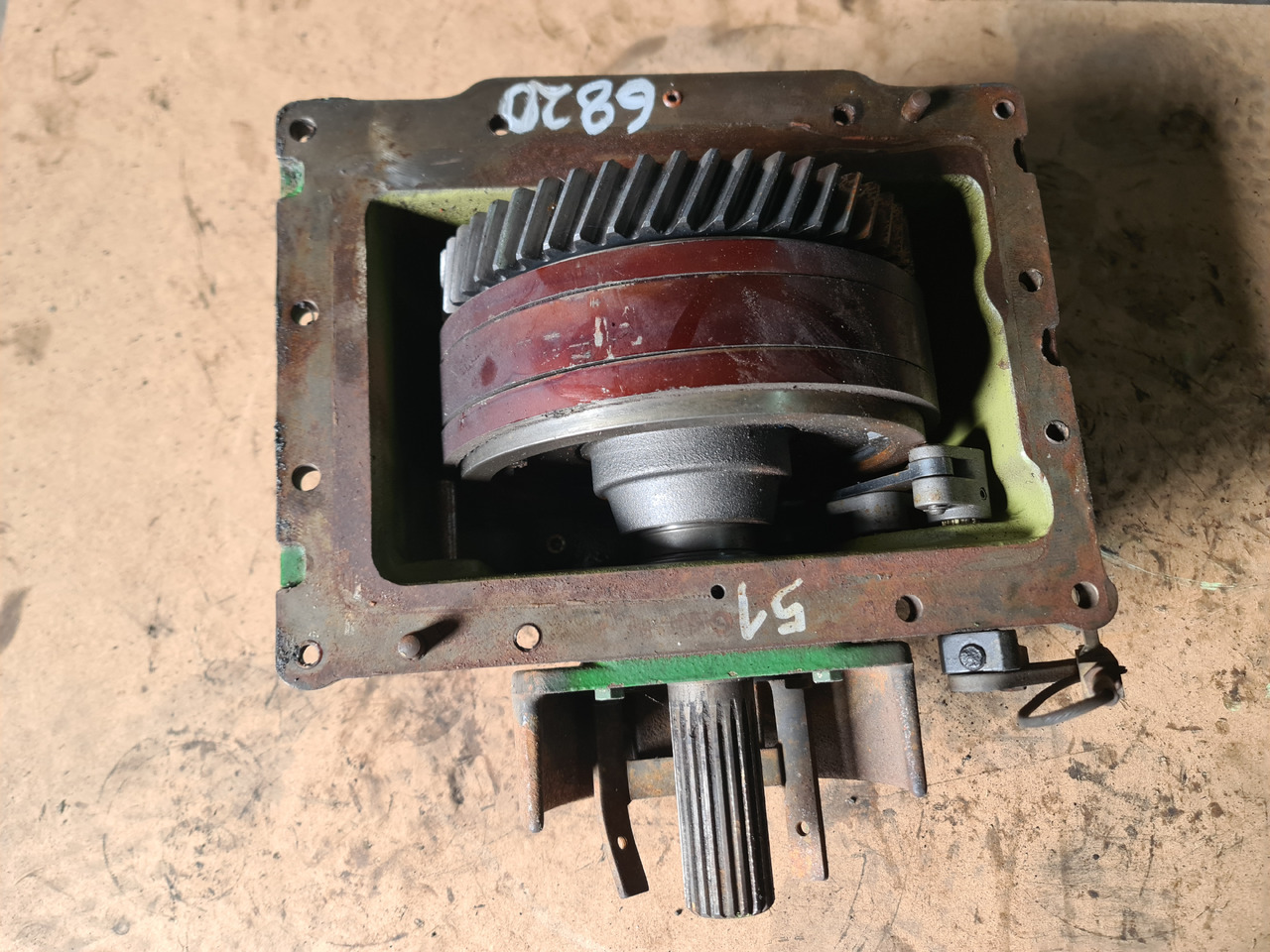John Deere 6820 Przystawka Przedniego Napędu R134577 - Transmisión para Maquinaria agrícola: foto 1 John Deere 6820 Przystawka Przedniego Napędu R134577 - Transmisión para Maquinaria agrícola: foto 1