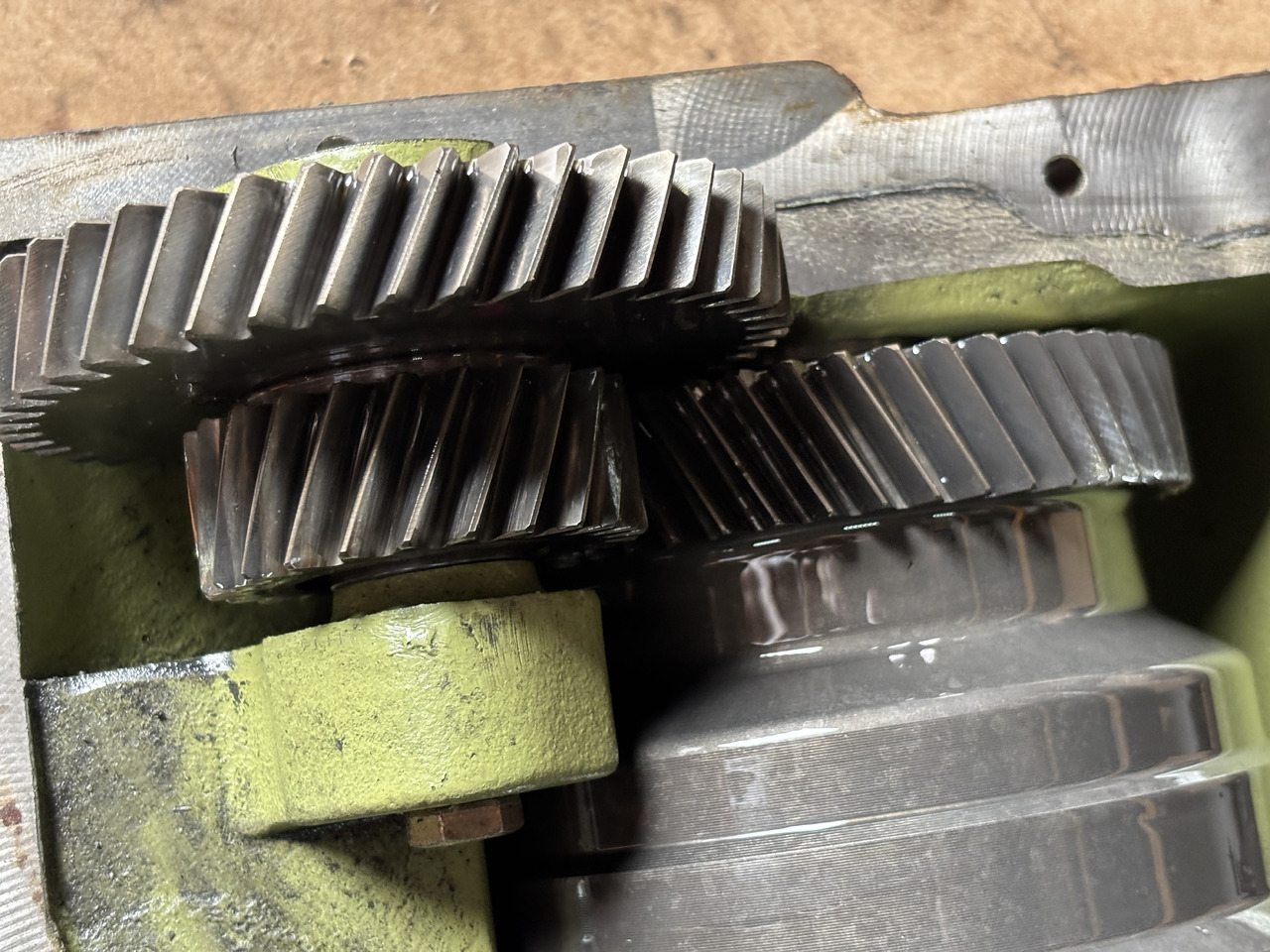 John Deere 6830 Przystawka Przedniego Napędu L170424 L170425 L171756 L170426 - Palier para Maquinaria agrícola: foto 4 John Deere 6830 Przystawka Przedniego Napędu L170424 L170425 L171756 L170426 - Palier para Maquinaria agrícola: foto 4