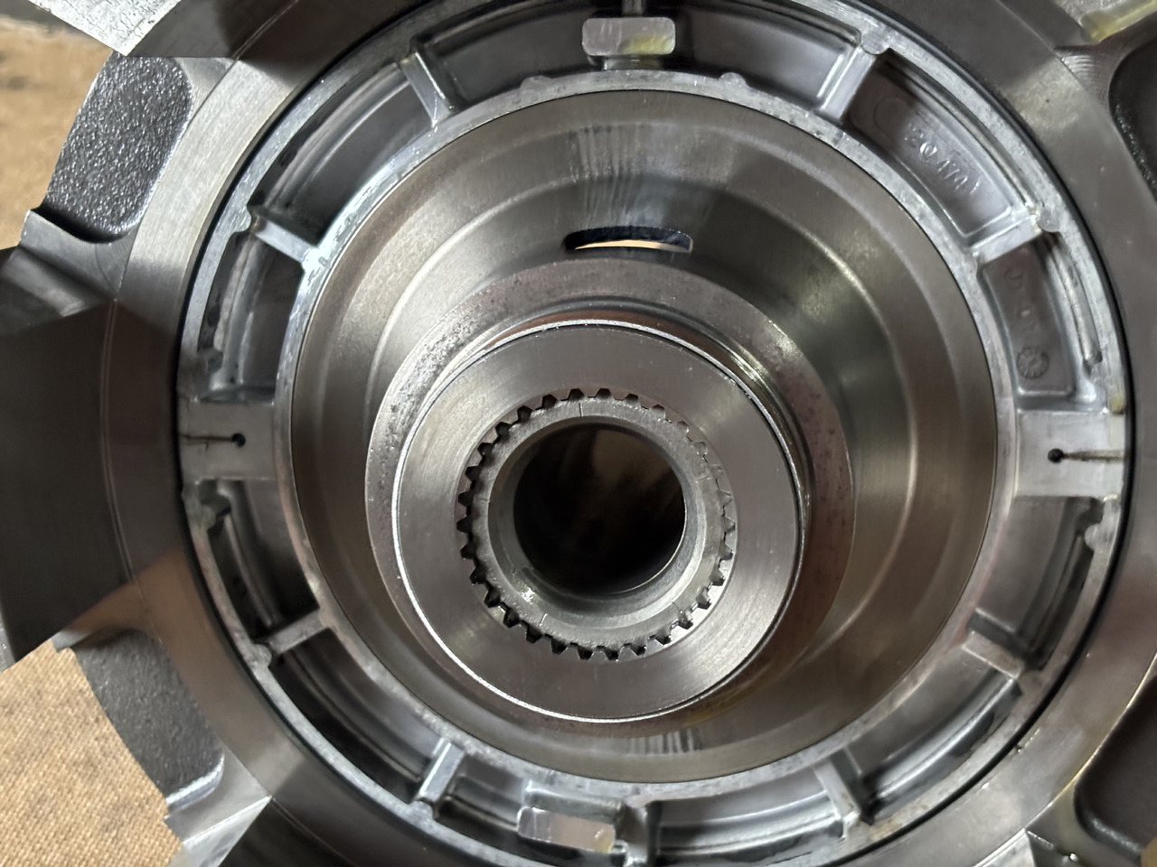 John Deere 6910 6910S Bęben Wałek Sprzęgłowy R95371 R109523 R220028 - Embrague y piezas para Tractor: foto 2 John Deere 6910 6910S Bęben Wałek Sprzęgłowy R95371 R109523 R220028 - Embrague y piezas para Tractor: foto 2