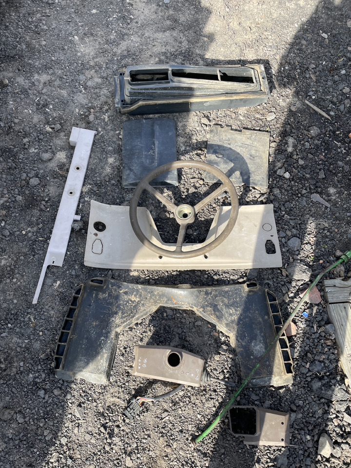 John Deere 6920 - plastiki wnętrza kabiny - Cabina e interior para Maquinaria agrícola: foto 3 John Deere 6920 - plastiki wnętrza kabiny - Cabina e interior para Maquinaria agrícola: foto 3