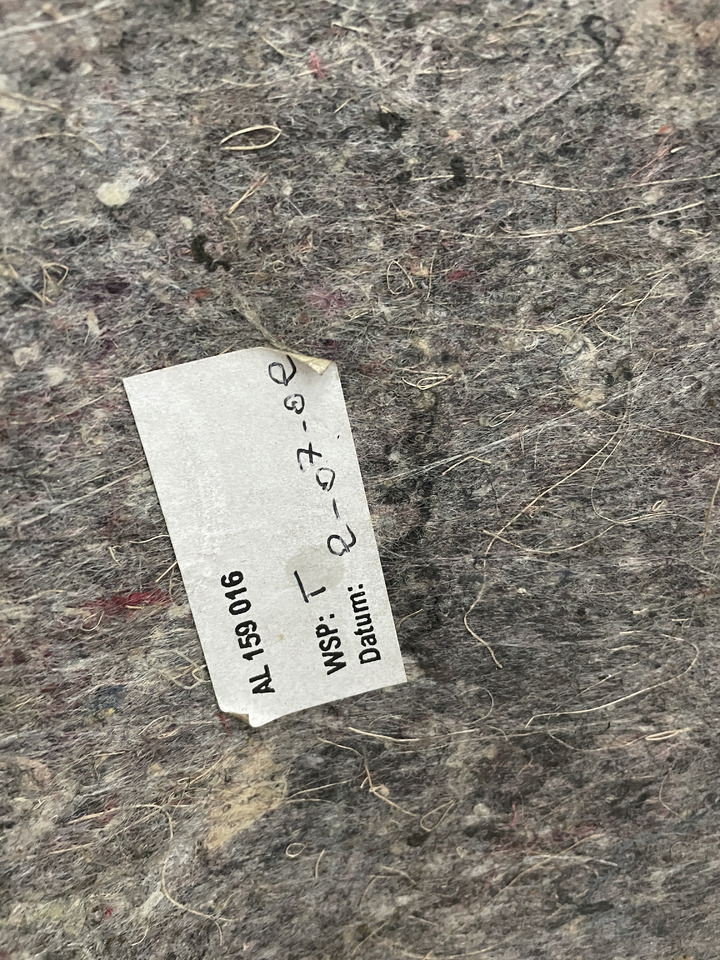 John Deere 6920S - podsufitka tapicerka podbitka panel AL159016 - Cabina e interior para Maquinaria agrícola: foto 4 John Deere 6920S - podsufitka tapicerka podbitka panel AL159016 - Cabina e interior para Maquinaria agrícola: foto 4