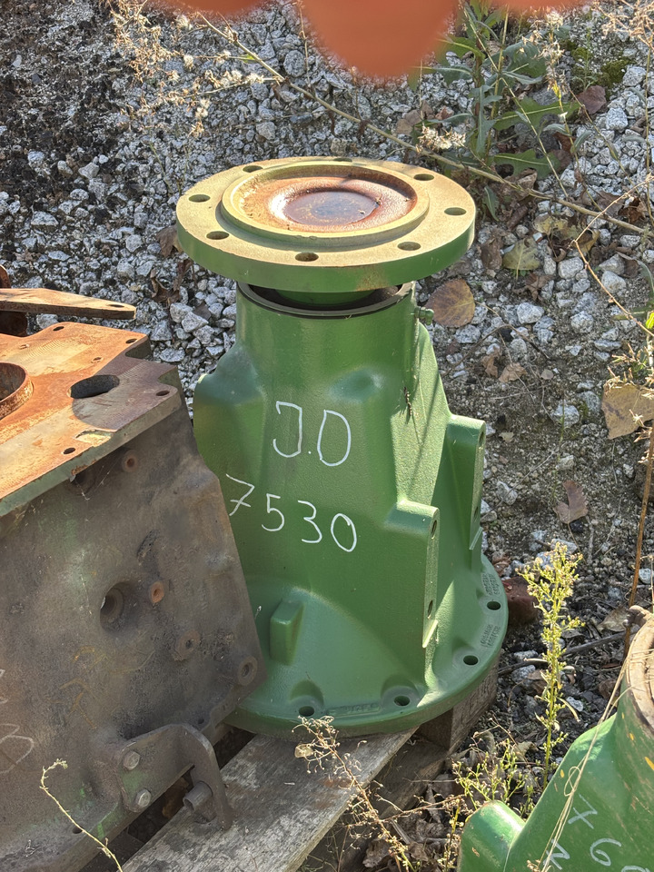 John Deere 7530 Oś Tylnia Zwolnica Wieniec Półoś CZĘŚCI R156484 R242328 R263069 - Mando final para Maquinaria agrícola: foto 1 John Deere 7530 Oś Tylnia Zwolnica Wieniec Półoś CZĘŚCI R156484 R242328 R263069 - Mando final para Maquinaria agrícola: foto 1