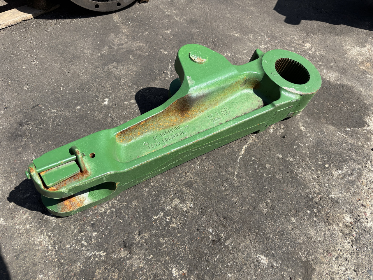 John Deere 7xxxR 8xxxR - ramię podnośnika prawe R218918 R235303 - Brazo: foto 1 John Deere 7xxxR 8xxxR - ramię podnośnika prawe R218918 R235303 - Brazo: foto 1