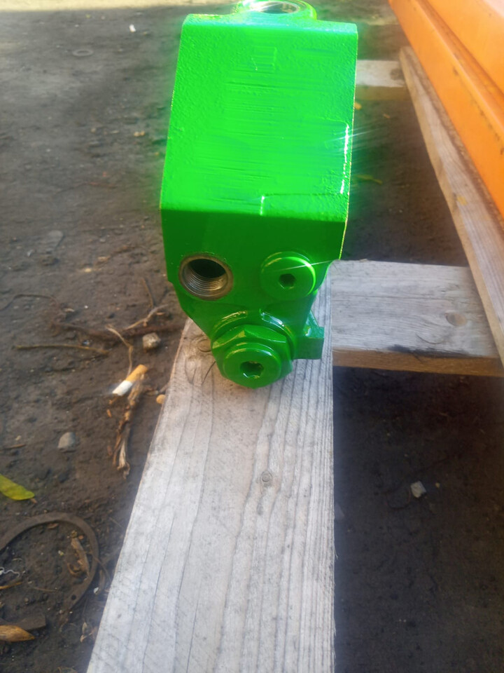 John Deere - Blok Zaworowy Podnośnika - Válvula hidráulica para Maquinaria agrícola: foto 4 John Deere - Blok Zaworowy Podnośnika - Válvula hidráulica para Maquinaria agrícola: foto 4