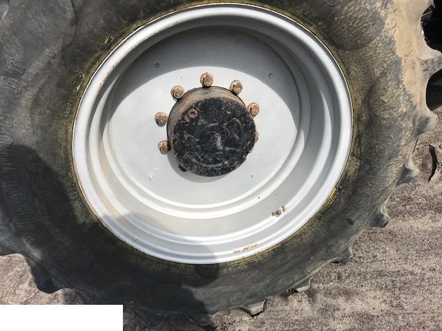 John Deere - Felga 16x30 - Llanta para Maquinaria agrícola: foto 1 John Deere - Felga 16x30 - Llanta para Maquinaria agrícola: foto 1