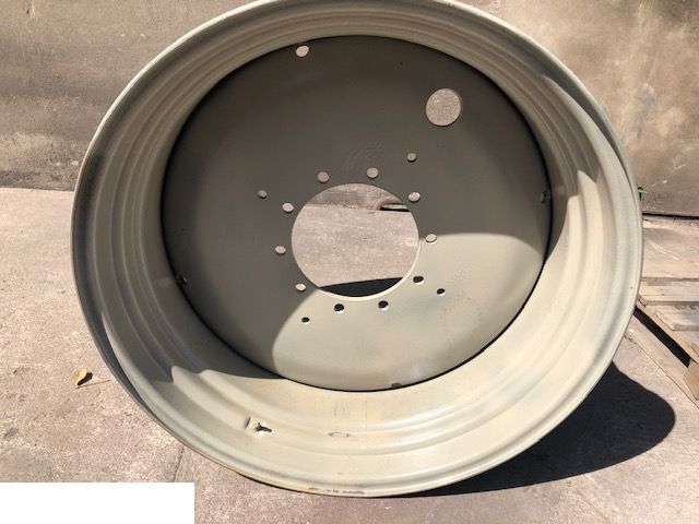 John Deere - Felga 23x38 - Llanta para Maquinaria agrícola: foto 1 John Deere - Felga 23x38 - Llanta para Maquinaria agrícola: foto 1