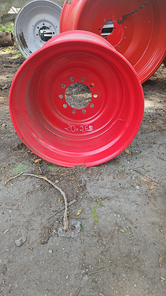 Koło felga 20x26 26" - Llanta para Maquinaria agrícola: foto 1 Koło felga 20x26 26" - Llanta para Maquinaria agrícola: foto 1