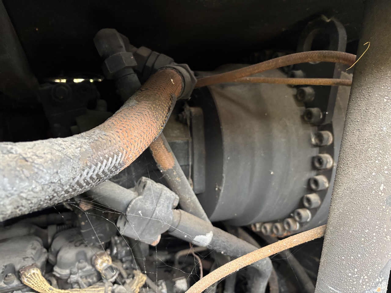 LINDNER Urraco 75 D U75D U-75-D Obudowa Łożyska Bębnów Łożysko Pokrywa Obudowy Łożyska CZĘŚCI - Cojinete de motor para Maquinaria de construcción: foto 2 LINDNER Urraco 75 D U75D U-75-D Obudowa Łożyska Bębnów Łożysko Pokrywa Obudowy Łożyska CZĘŚCI - Cojinete de motor para Maquinaria de construcción: foto 2