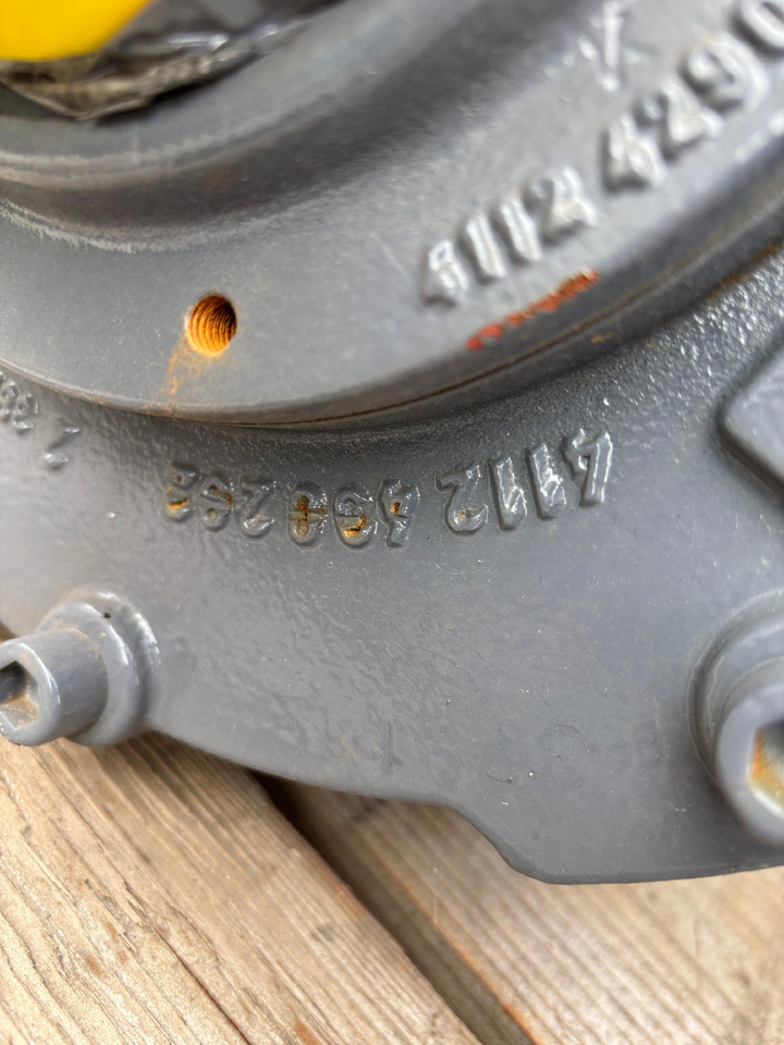 MT-L 3015-II Piasta Zwolnica Układ Planetarny Satelity CZĘŚCI - Mando final para Maquinaria agrícola: foto 5 MT-L 3015-II Piasta Zwolnica Układ Planetarny Satelity CZĘŚCI - Mando final para Maquinaria agrícola: foto 5