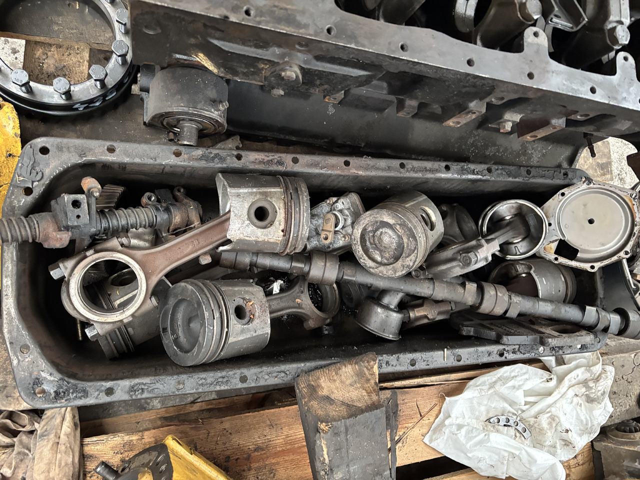 Massey Ferguson 7256 Silnik MT42595 CNT10283 Blok Tłok Wał CZĘŚCI - Motor y piezas para Maquinaria agrícola: foto 1 Massey Ferguson 7256 Silnik MT42595 CNT10283 Blok Tłok Wał CZĘŚCI - Motor y piezas para Maquinaria agrícola: foto 1