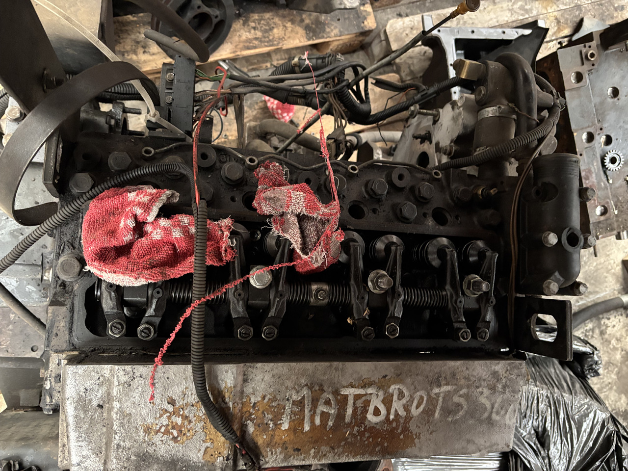 Matbro TS 300 Silnik Blok Kolektor Klawiatura Miska Olejowa Koło Pasowe CZĘŚCI - Motor y piezas para Maquinaria agrícola: foto 2 Matbro TS 300 Silnik Blok Kolektor Klawiatura Miska Olejowa Koło Pasowe CZĘŚCI - Motor y piezas para Maquinaria agrícola: foto 2