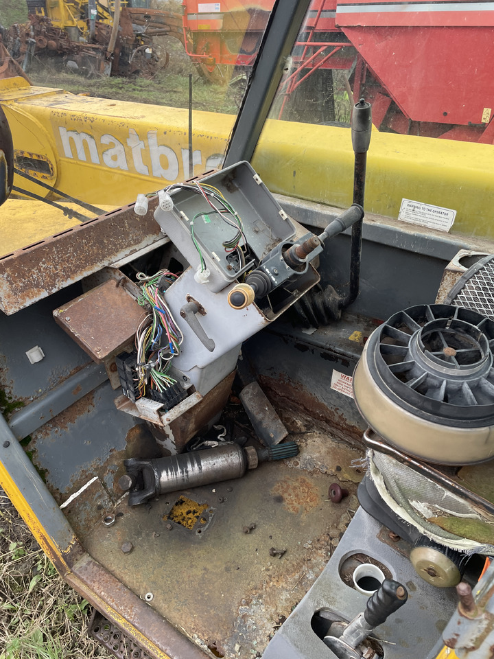 Matbro TS280 - kabina - Cabina para Equipo de manutención: foto 2 Matbro TS280 - kabina - Cabina para Equipo de manutención: foto 2