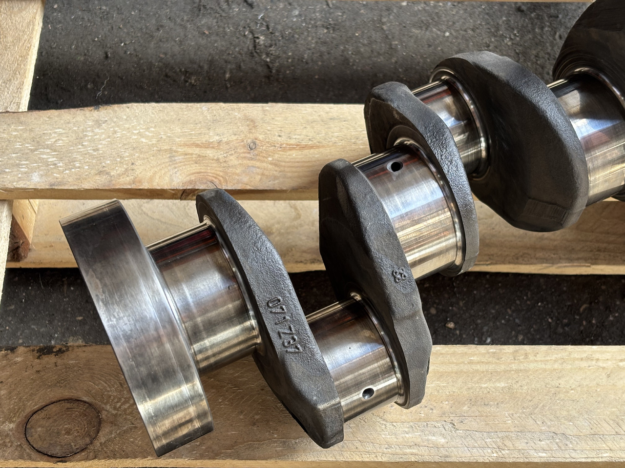 Mercedes OM366 Wał Korbowy 3660301602U 3660300702 3660301102 3660301402 - Cigüeñal para Maquinaria agrícola: foto 3 Mercedes OM366 Wał Korbowy 3660301602U 3660300702 3660301102 3660301402 - Cigüeñal para Maquinaria agrícola: foto 3