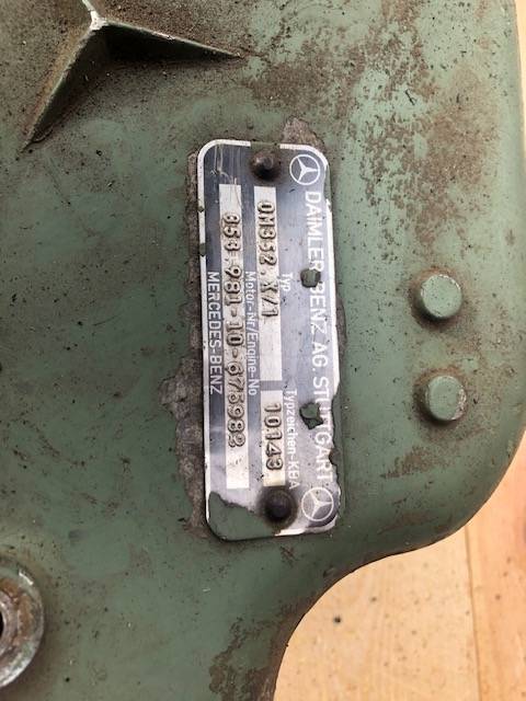 Mercedes Om 352 - Pokrywa Zaworowa - Motor y piezas para Maquinaria agrícola: foto 3 Mercedes Om 352 - Pokrywa Zaworowa - Motor y piezas para Maquinaria agrícola: foto 3