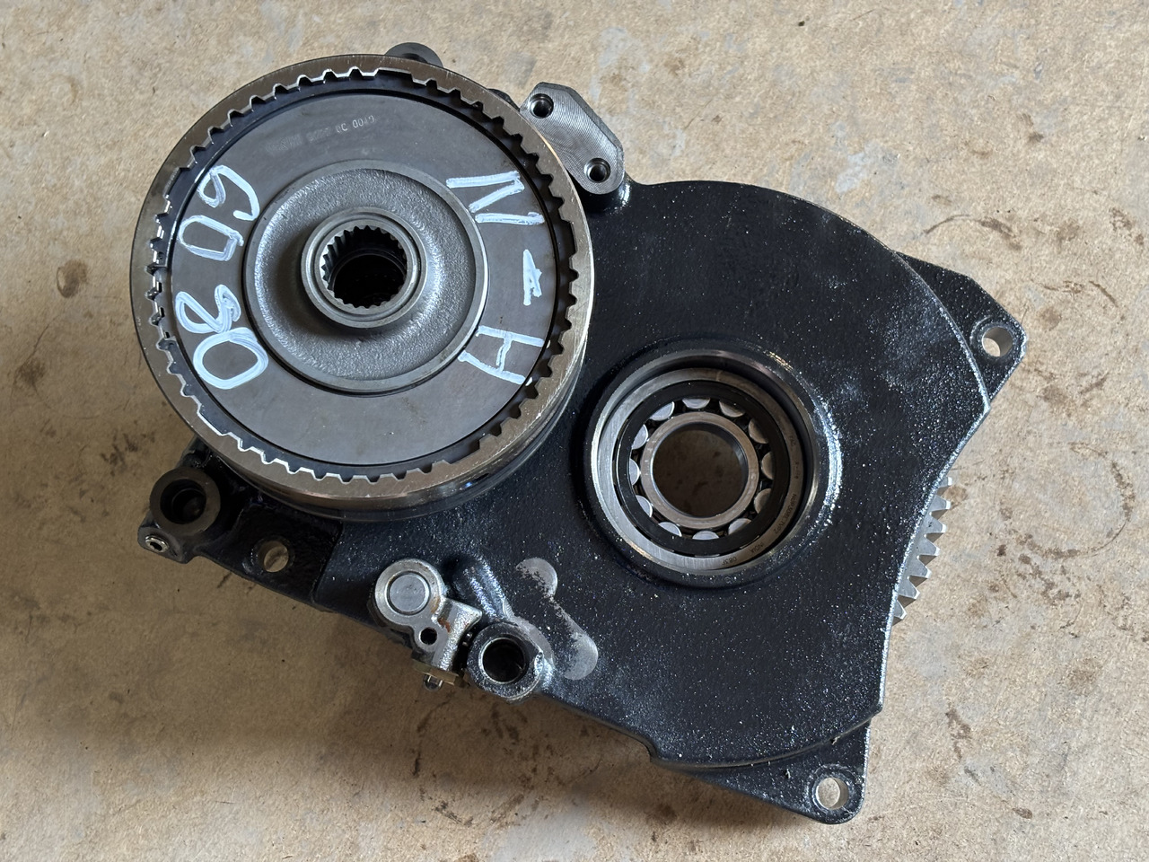 New Holland 6080 Napęd WOM 5197553 87308746 47131256 5197546 87315409 - Transmisión para Maquinaria agrícola: foto 1 New Holland 6080 Napęd WOM 5197553 87308746 47131256 5197546 87315409 - Transmisión para Maquinaria agrícola: foto 1