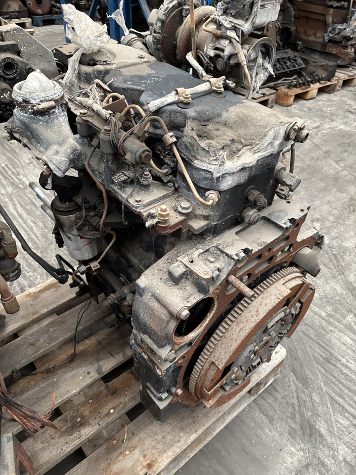 New Holland Case Iveco CNH F4DFE4133 F4DFE4133*B00 Silnik CZĘŚCI - Motor para Maquinaria agrícola: foto 4 New Holland Case Iveco CNH F4DFE4133 F4DFE4133*B00 Silnik CZĘŚCI - Motor para Maquinaria agrícola: foto 4