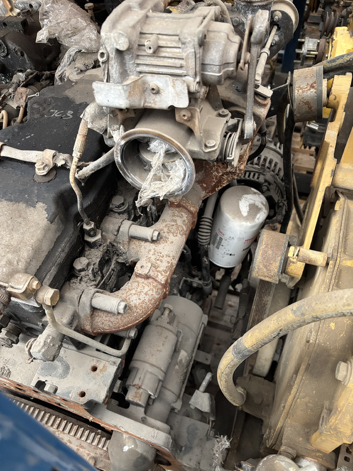 New Holland Case Iveco JCB CNH F4DFE4133 F4DFE4133*B00 Silnik CZĘŚCI - Motor y piezas para Maquinaria agrícola: foto 5 New Holland Case Iveco JCB CNH F4DFE4133 F4DFE4133*B00 Silnik CZĘŚCI - Motor y piezas para Maquinaria agrícola: foto 5
