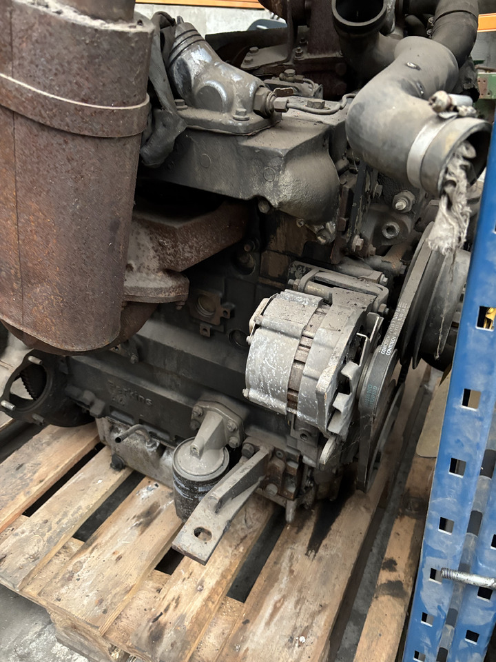 Perkins 1548/2300 Silnik Blok Kolektor Koło Pasowe Wał CZĘŚCI - Motor y piezas para Maquinaria de construcción: foto 5 Perkins 1548/2300 Silnik Blok Kolektor Koło Pasowe Wał CZĘŚCI - Motor y piezas para Maquinaria de construcción: foto 5