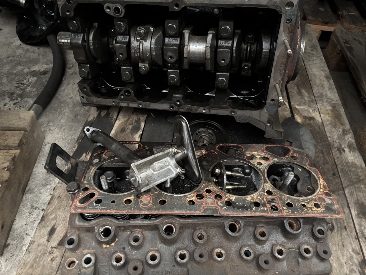 Perkins 1906/2200 Silnik Miska Wał Koło Zamachowe CZĘŚCI - Volante de inercia para Maquinaria agrícola: foto 2 Perkins 1906/2200 Silnik Miska Wał Koło Zamachowe CZĘŚCI - Volante de inercia para Maquinaria agrícola: foto 2