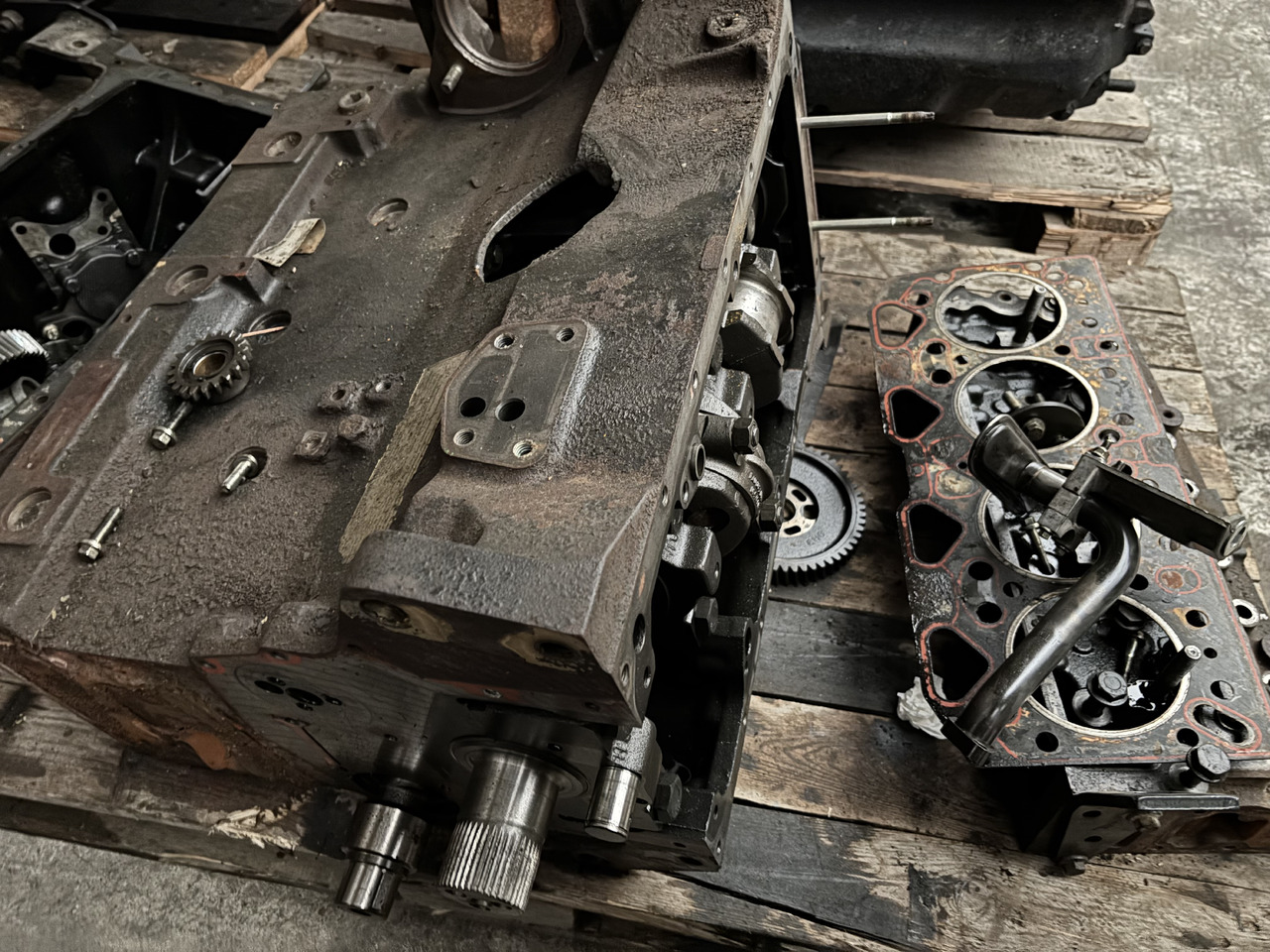 Perkins 1906/2200 Silnik Miska Wał Koło Zamachowe CZĘŚCI - Volante de inercia para Maquinaria agrícola: foto 4 Perkins 1906/2200 Silnik Miska Wał Koło Zamachowe CZĘŚCI - Volante de inercia para Maquinaria agrícola: foto 4