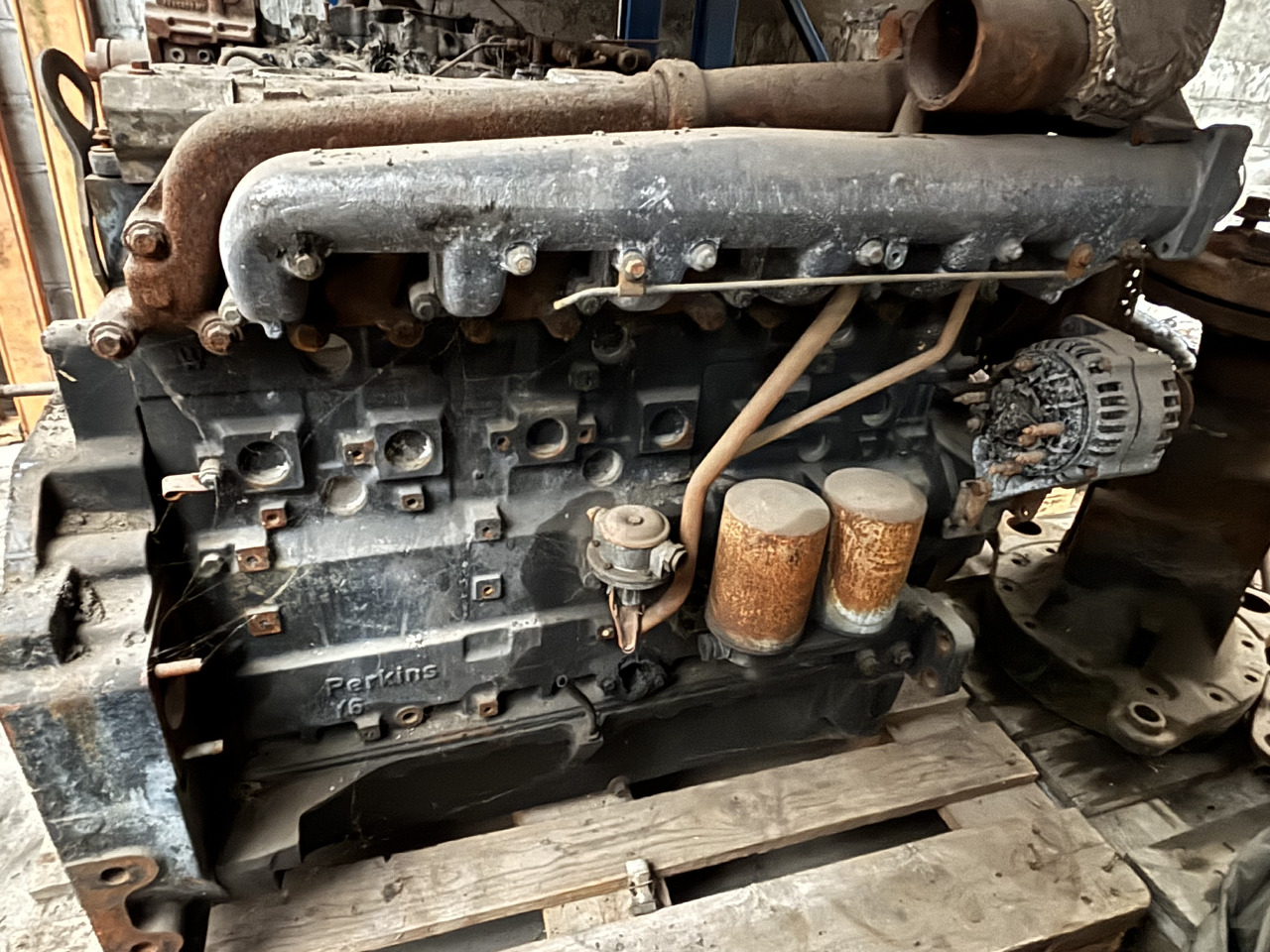 Perkins 2362/2200 Silnik Koło Pasowe Blok Pokrywa Wał Kolektor CZĘŚCI - Motor y piezas para Maquinaria de construcción: foto 2 Perkins 2362/2200 Silnik Koło Pasowe Blok Pokrywa Wał Kolektor CZĘŚCI - Motor y piezas para Maquinaria de construcción: foto 2